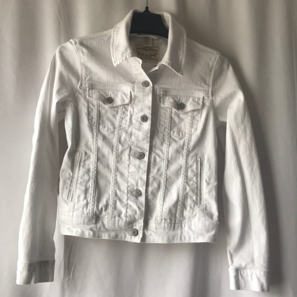 Levi's Jackets & Blazers - Levis Cropped White Denim Jean Jacket